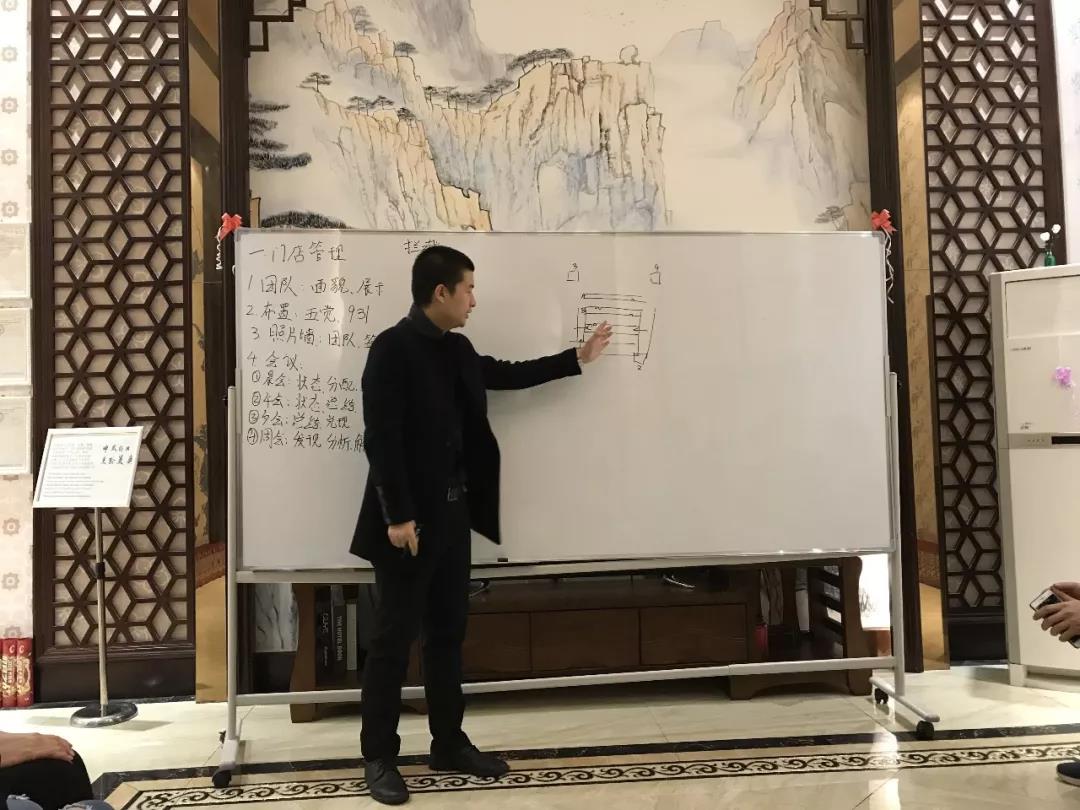 1545359727382639.jpg 1545359727382639.jpg